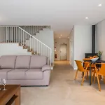 Dk Residences 홀리데이파크 *